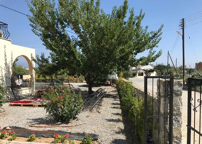 Alsancak Girne Apartmán Karavas (Northern Cyprus)